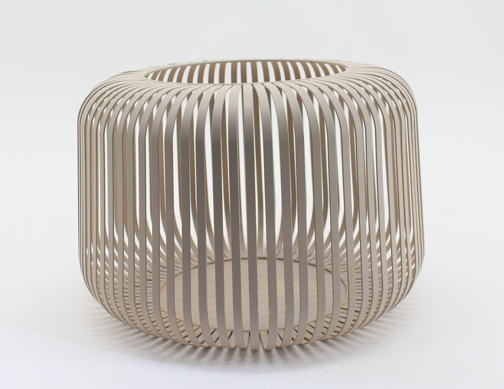 Metalllaterne "Novaro" sand, Größe L