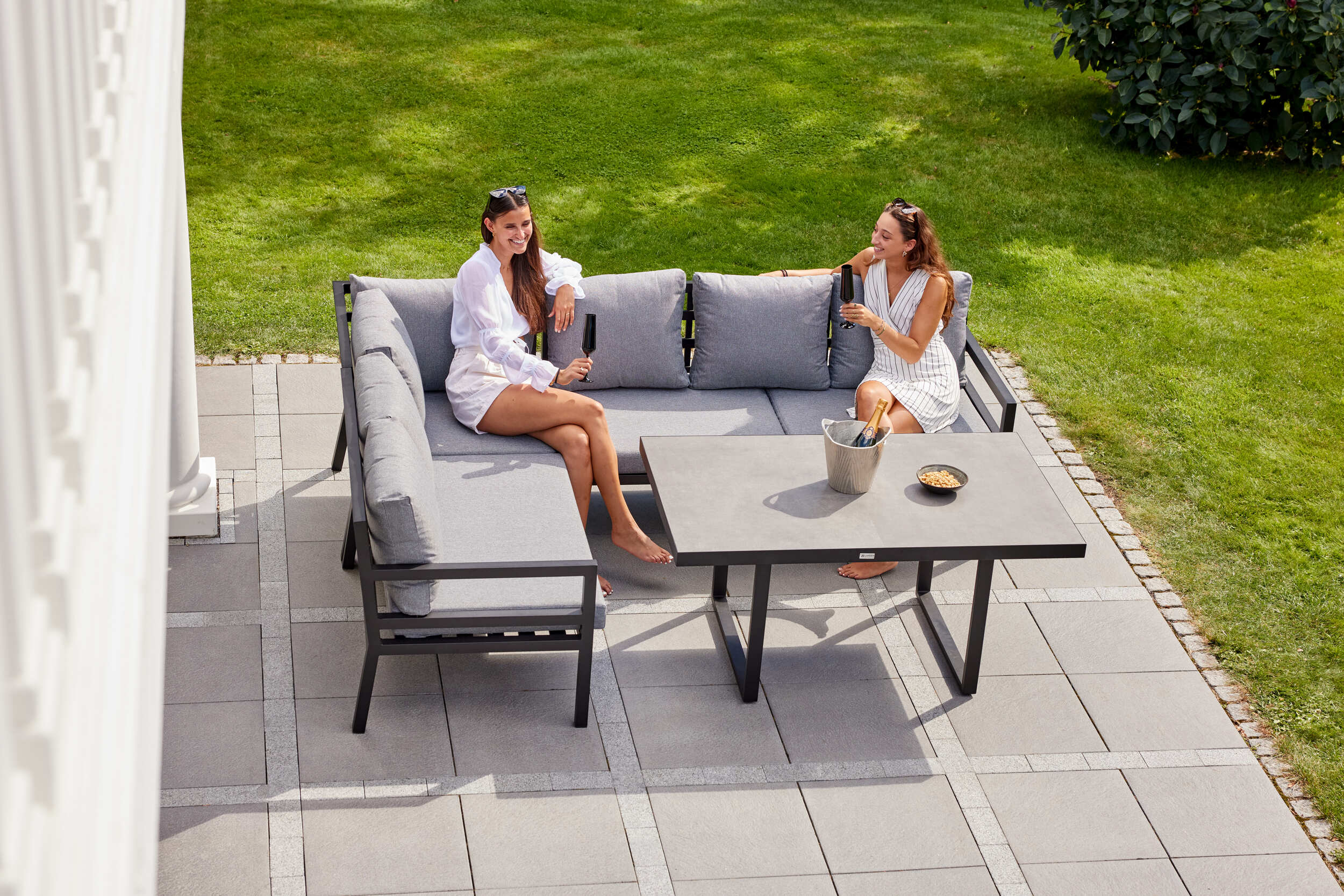 Couchtisch "Sondrino" V-Fuß